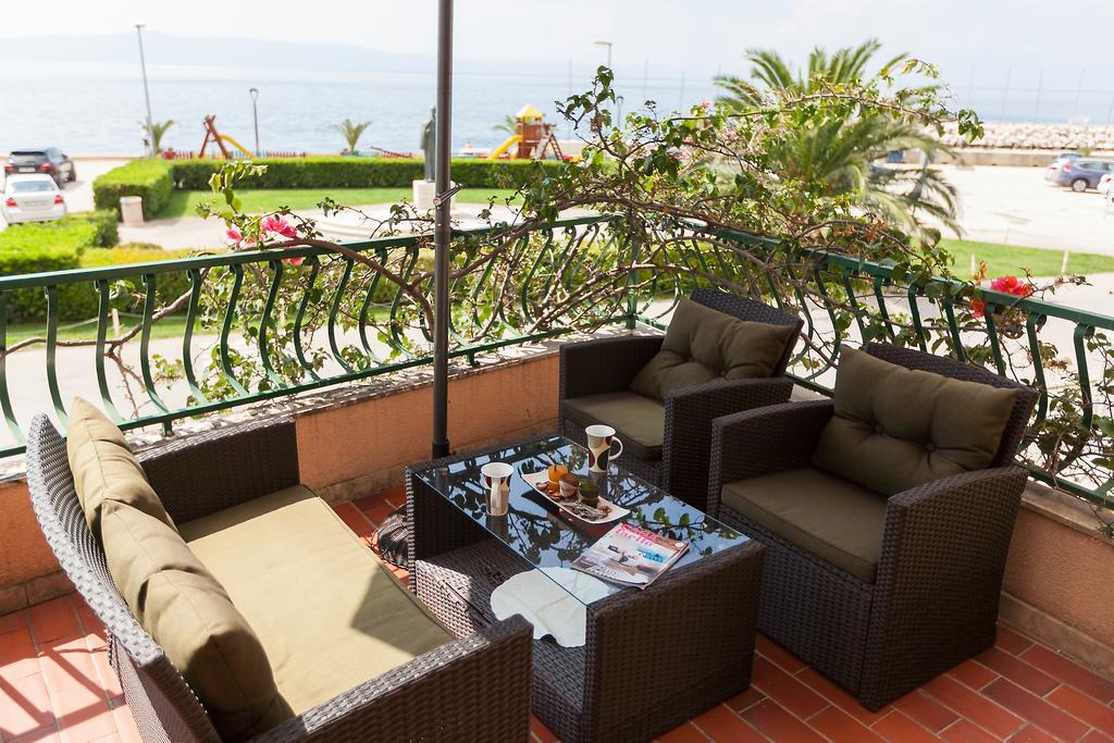 Studio Apartment Odak Podgora Exterior photo